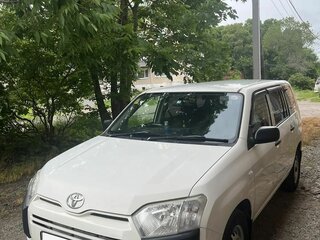2016 Toyota Probox I Рестайлинг, белый, 680000 рублей, вид 1