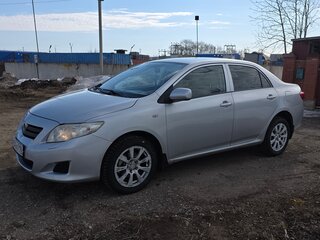 2008 Toyota Corolla X (E140, E150), серебристый, 700000 рублей, вид 2