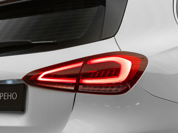 2020 Mercedes-Benz A-Класс 200 IV (W177), белый, 2290000 рублей - вид 18