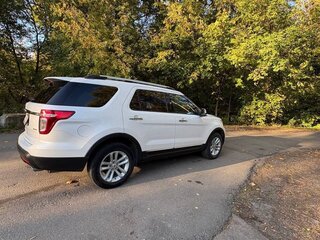 2012 Ford Explorer V, белый, 2399999 рублей, вид 3