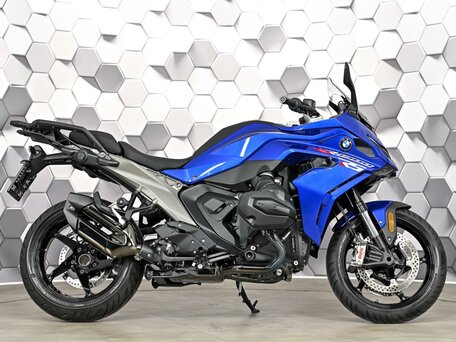 2026 BMW R 1300 RS, синий, 2499000 рублей, вид 3
