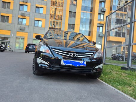 2016 Hyundai Solaris I Рестайлинг, белый, 660000 рублей, вид 5
