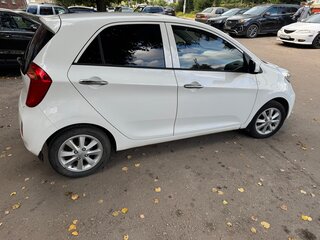 2014 Kia Picanto II, белый, 1200000 рублей, вид 4
