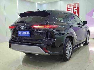 2025 Toyota Highlander IV (XU70), чёрный, 5300000 рублей, вид 4