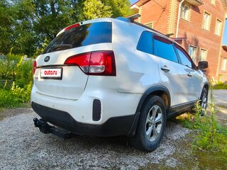 2013 Kia Sorento II Рестайлинг, белый, 1249900 рублей, вид 4
