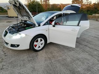 2012 SEAT Leon II Рестайлинг, белый, 699999 рублей, вид 1