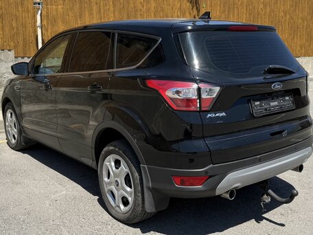 2019 Ford Kuga II Рестайлинг, чёрный, 1500000 рублей, вид 4
