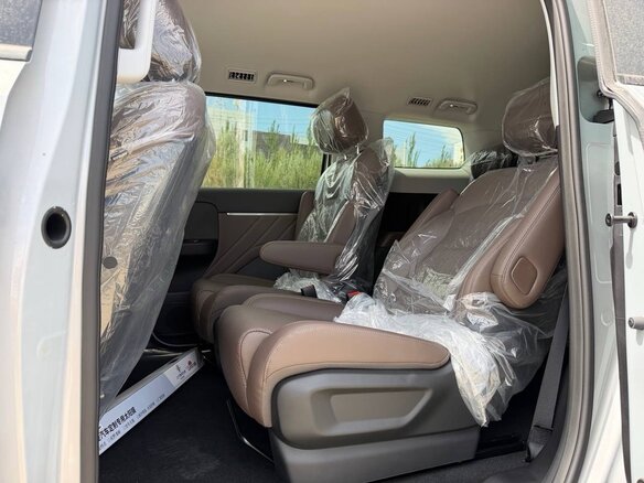 2026 Wuling Starlight 730, серебристый, 2800000 рублей - вид 17