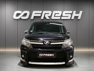 2017 Toyota Voxy III (R80), чёрный, 1990000 рублей, вид 3