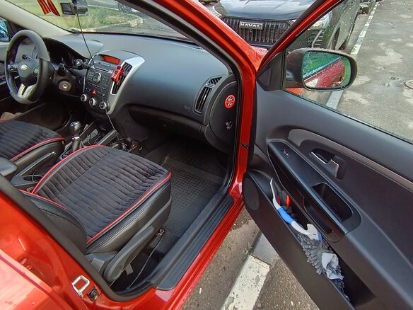 2011 Kia Ceed I Рестайлинг, красный, 750000 рублей - вид 13
