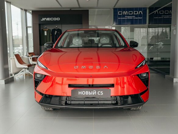 2026 Omoda C5 II, красный - вид 18