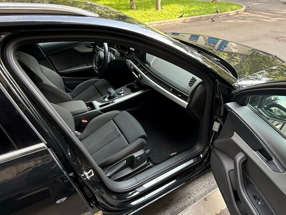 2019 Audi A4 45 TDI V (B9) Рестайлинг, чёрный, 4100000 рублей - вид 17
