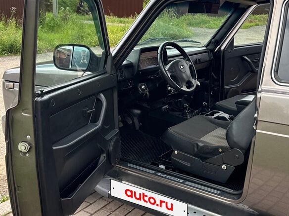 2017 Lada (ВАЗ) 2121 (4x4) Urban I Рестайлинг, золотистый, 600000 рублей - вид 4