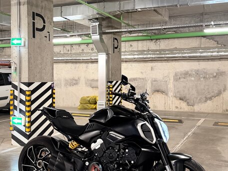 2023 Ducati Diavel V4, чёрный, 2550000 рублей, вид 3