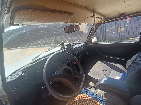 2006 Lada (ВАЗ) 2107, белый, 160000 рублей - вид 4