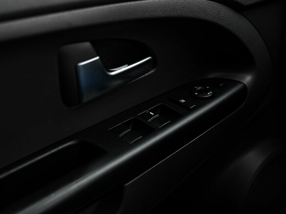2012 Kia Venga I, чёрный - вид 9