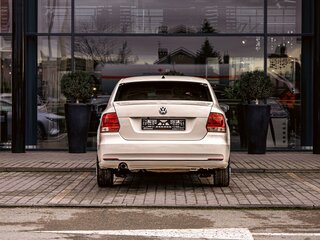 2016 Volkswagen Polo V Рестайлинг, белый, 845000 рублей, вид 5