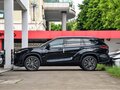 2026 Toyota Highlander IV (XU70), чёрный - вид 3