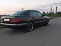 1997 Mercedes-Benz E-Класс 290 II (W210, S210), чёрный, 1000000 рублей - вид 4