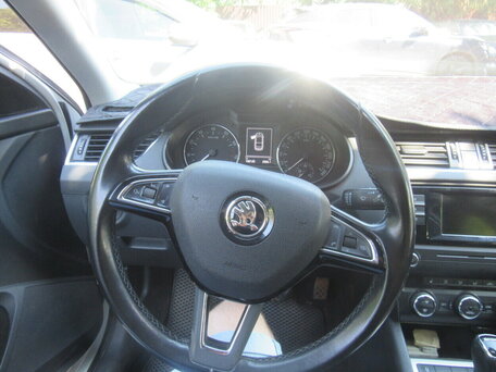 2016 Skoda Octavia III (A7), белый, 845000 рублей, вид 5