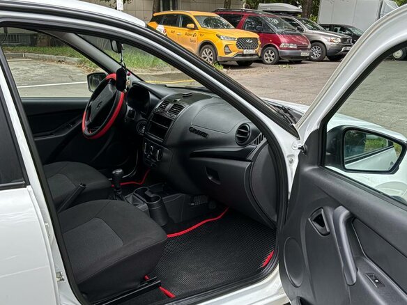 2024 Lada (ВАЗ) Granta I Рестайлинг, белый - вид 18