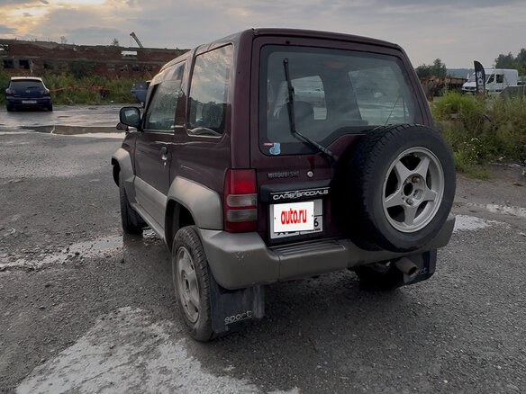 1996 Mitsubishi Pajero Junior, фиолетовый, 360000 рублей - вид 2