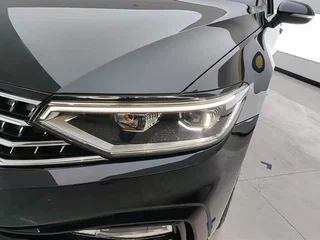 2023 Volkswagen Magotan B8 Рестайлинг, чёрный, 2390000 рублей, вид 3
