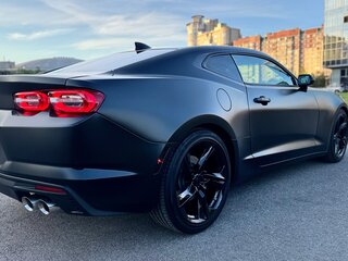2021 Chevrolet Camaro LT1 VI Рестайлинг, чёрный, 6499999 рублей, вид 5