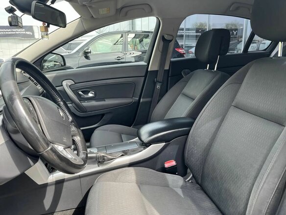 2010 Renault Latitude I, чёрный, 890000 рублей - вид 5