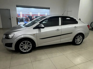 2013 Chevrolet Aveo II, серый, 750000 рублей, вид 3