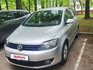 2013 Volkswagen Golf Plus II, серебристый, 590000 рублей, вид 2