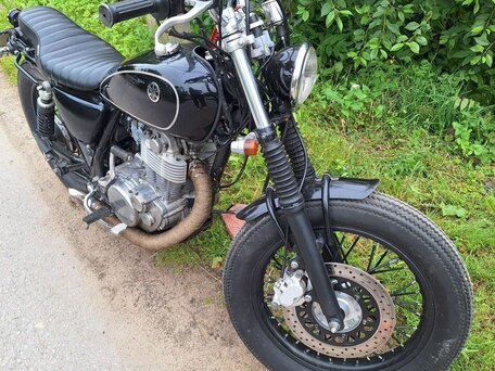 2001 Yamaha SR400, чёрный, 300000 рублей, вид 3