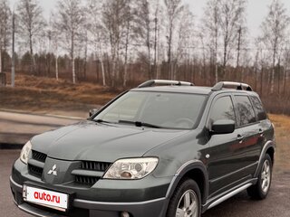 2004 Mitsubishi Outlander I, зелёный, 720000 рублей, вид 1