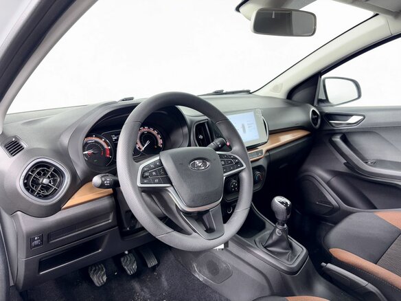 2026 Lada (ВАЗ) Iskra SW Cross, белый, 1652000 рублей - вид 9