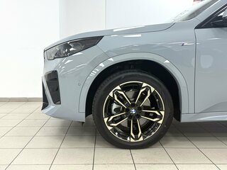 2024 BMW X2 xDrive25i II (U10), серый, 5895000 рублей, вид 4