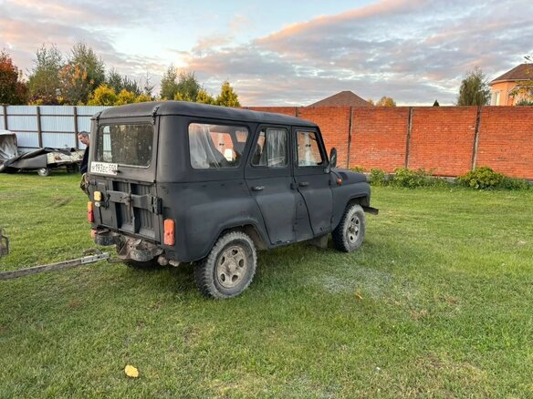 1987 УАЗ 31512, чёрный, 175000 рублей - вид 2