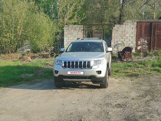 2011 Jeep Grand Cherokee IV (WK2), серебристый, 1940000 рублей, вид 4