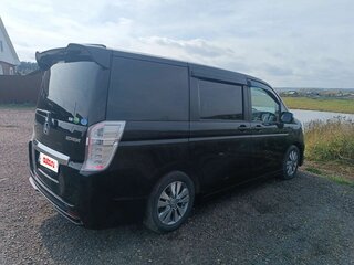 2012 Honda Stepwgn Spada IV Рестайлинг, чёрный, 1550000 рублей, вид 2