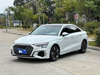 2023 Audi A3 35 TFSI Long IV (8Y), белый, 1630000 рублей, вид 1