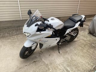 2018 Honda VFR 800, белый, 700000 рублей, вид 3