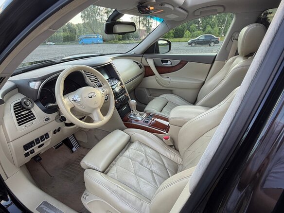 2011 Infiniti FX FX37 II (S51), чёрный - вид 5