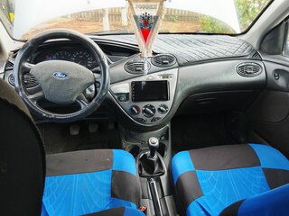 2004 Ford Focus I Рестайлинг, серебристый, 150000 рублей, вид 5