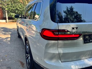 2019 BMW X7 30d I (G07), белый, 6900000 рублей, вид 5