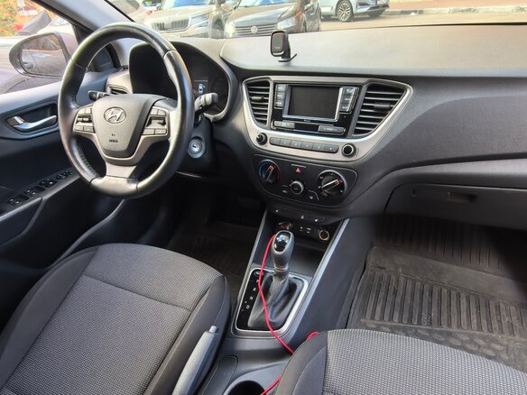 2018 Hyundai Solaris II, коричневый - вид 16