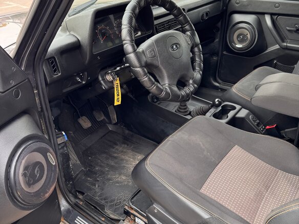 2019 Lada (ВАЗ) 2121 (4x4) Urban I Рестайлинг, серебристый, 525000 рублей - вид 8