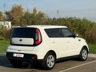 2017 Kia Soul II Рестайлинг, белый, 1360000 рублей, вид 5