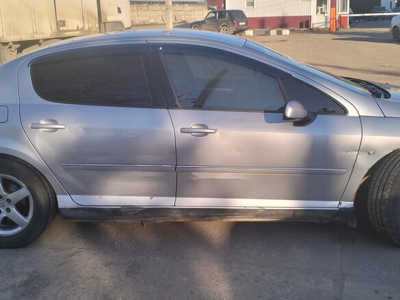 2005 Peugeot 407 4-speed, серый, 270000 рублей - вид 2
