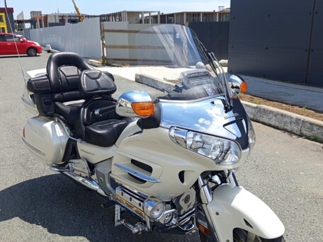 2008 Honda GL 1800 Gold Wing, белый, 1055000 рублей, вид 4