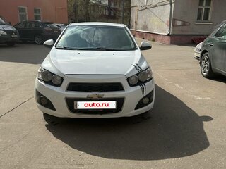2014 Chevrolet Aveo II, белый, 315000 рублей, вид 1