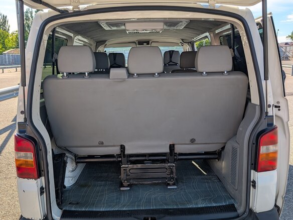 2007 Volkswagen Transporter T5, серый, 1150000 рублей - вид 12